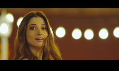 Tamannaah gets chauffeured in style to the sets of MasterChef Telugu by none other than the Makkal Selvan Vijay Sethupathi, in the show’s newest promo!   