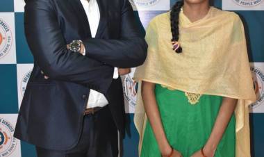 விஹெச்எஸ் மருத்துவமனையின் சாதனை 15 வயதான இளம் பெண்ணின் முதுகுத்தண்டு பக்கவளைவு பிரச்சனைக்கு வெற்றிகரமான அறுவைசிகிச்சை