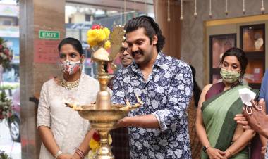 தனிஷ்க், சென்னை துரைப்பாக்கத்தில் புதிய விற்பனை நிலையத்தைத் தொடங்குகிறது!!