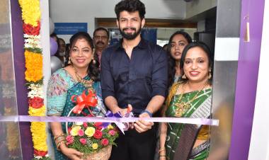 மஹா பெண்களுக்கான சலூன் அழகு நிலையத்தை நடிகரும் பிக்பாஸ் பிரபலம் வருண், மஹா  நிறுவனத்தின் நிறுவனர் மகாலட்சுமி கமலக்கண்ணன், கிளையின் உரிமையாளர் மணிமொழி உள்ளிட்டோர் தொடங்கி வைத்தனர்