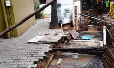 சென்னை மழைநீர் வடிகால் பணிகளை முடிக்காமல் தாமதப்படுத்திய 8 ஒப்பந்ததாரர்களுக்கு அபராதம்: சென்னை மாநகராட்சி