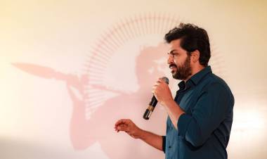 இரத்த தானம் செய்த ரசிகர்களை நேரில் அழைத்து பாராட்டி, விருந்தளித்து மகிழ்ந்த நடிகர் கார்த்தி