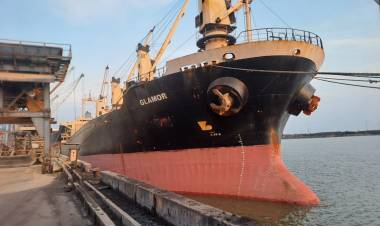 Adani Krishnapatnam Port Achieves Highest Discharge Rate and Welcomes New Cargo Profile with Maiden Voyage