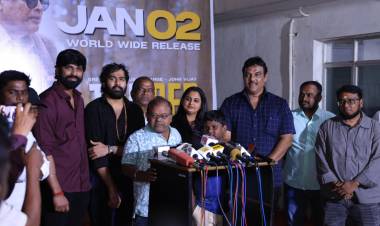 பத்திரிகையாளர்களை செண்டை மேளத்துடன் வரவேற்று சிறப்புக்காட்சியை திரையிட்ட ‘ தி பெட்’ படக்குழு