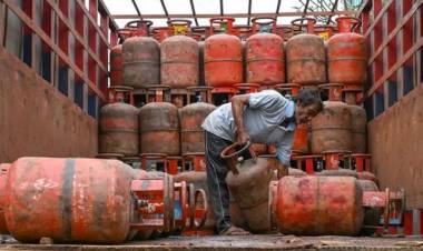 Gas Cylinder Backlogs Ease Amid Booking Restrictions