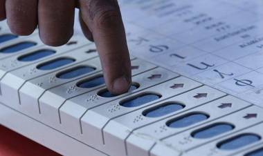 தேர்தல் நாளில் ஊழியர்களுக்கு ஊதியத்துடன் விடுமுறை – தேர்தல் ஆணையம் உத்தரவு