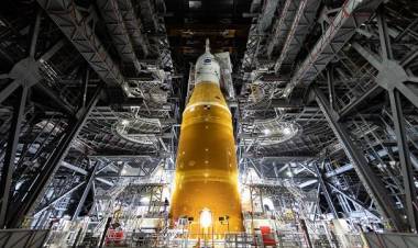 “NASA Rolls Out Artemis II Ahead Of April Launch”