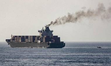 Trump Slams U.S. Iran Naval Blockade