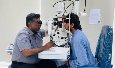 Diabetes Emerging as Key Factor Behind Rising Early Cataract Cases in India, Say Doctors