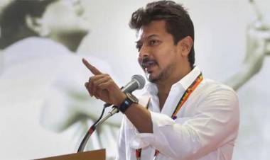 விவசாயிகளின் கோரிக்கைகளை நிறைவேற்றக் கோரி உதயநிதி ஸ்டாலின் தலைமையில் திமுக கண்டன ஆர்பாட்டம்!