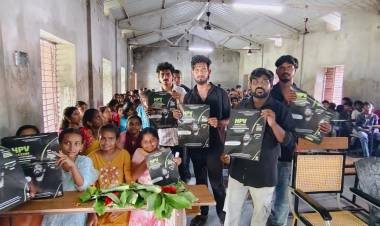 ’ஐகான் ஸ்டார்’ அல்லு அர்ஜுன் ரசிகர்கள் இந்தியா முழுவதும் 3 லட்சம் மாணவிகளிடம் HPV விழிப்புணர்வு ஏற்படுத்தியுள்ளனர்!