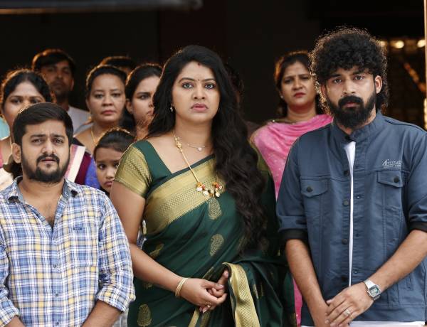 99/66 " தொன்னூற்று ஒன்பது அறுபத்தியாறு "  படத்திற்காக புத்த  மடாலயங்களில் பிரம்மாண்டமாக நடைபெற்ற படப்பிடிப்பு ! 