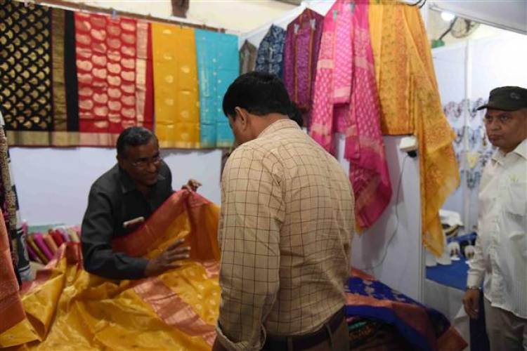 Crafts and Weaves Exhibition cum Sale of Exclusive Handicraft & Handlooms