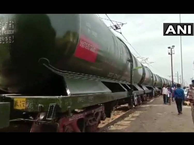 Special water train reaches Chennai from Vellore