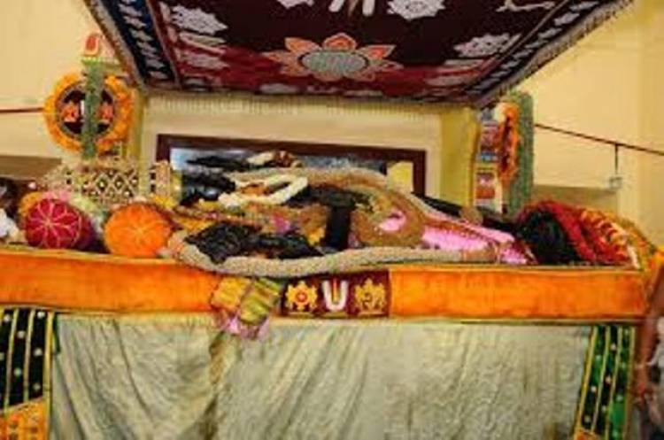 Rush of Athi Varadar devotees pushes up Kancheepuram room tariffs
