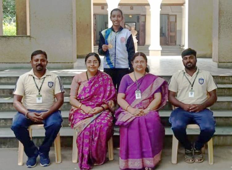 M.Lathika bags Gold in traditional sport "Silambam"