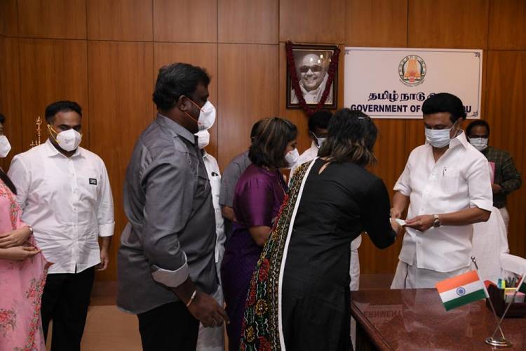 Sathyabama deemed university donated Rs.50 lakh to Chief Minister's Public Relief Fund