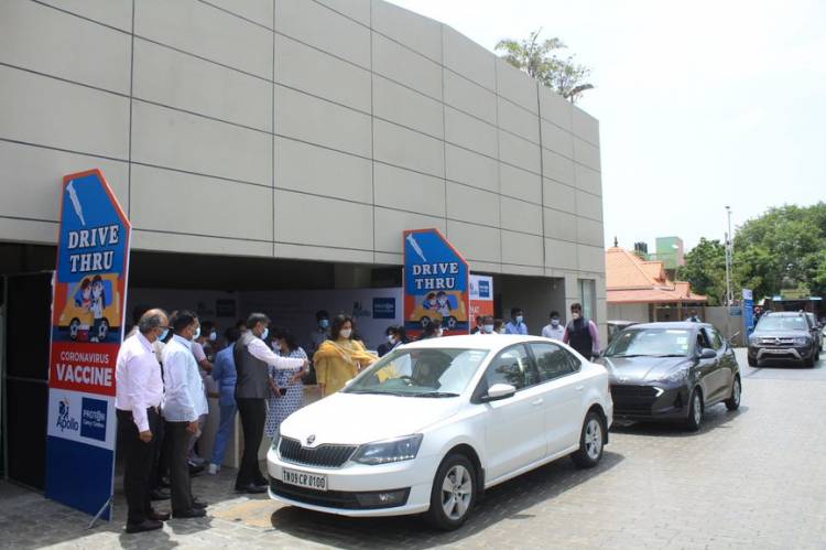 Apollo Proton Cancer Centre Organises Drive-thru Vaccination Camp