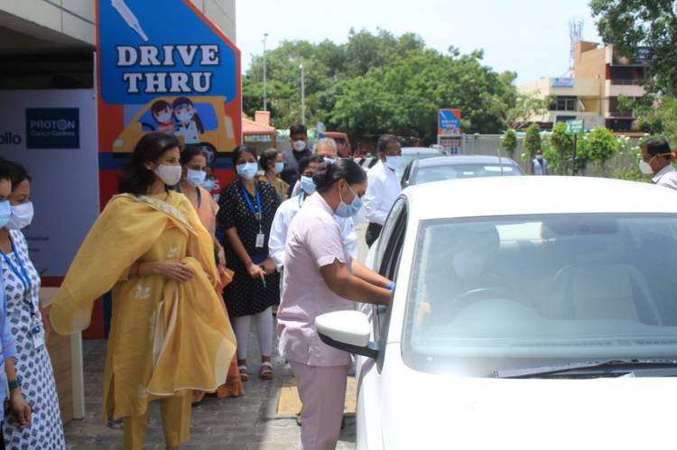 Apollo Proton Cancer Centre Organises Drive-thru Vaccination Camp