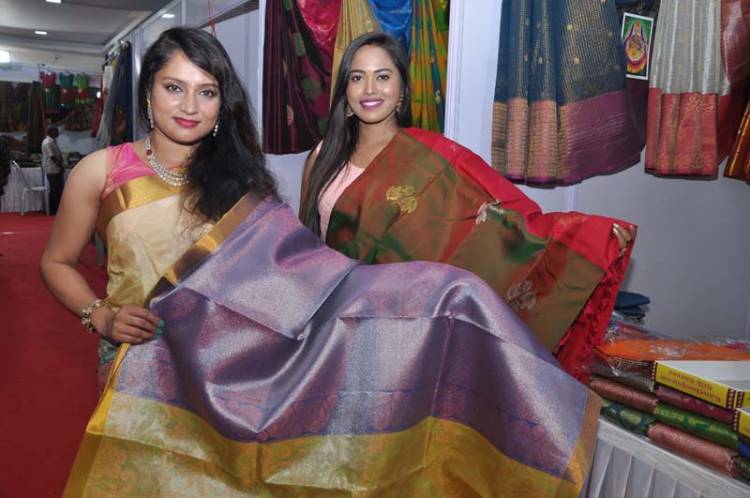 CCIC PRESENTS 14 DAY HANDLOOM EXPO 2022 AT  WHITE HOUSE