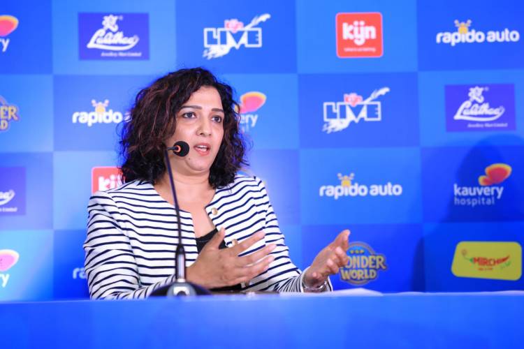 KYN LIVE HOSTS AN EXCLUSIVE MEET & GREET AT PHOENIX MARKETCITY