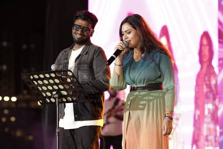 Navin’s Cedar Festive Night Lights Up Medavakkam with Music & Energy