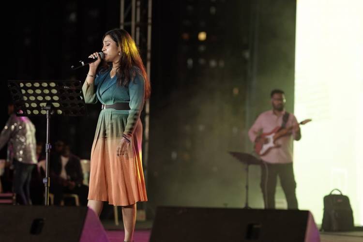 Navin’s Cedar Festive Night Lights Up Medavakkam with Music & Energy