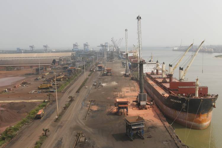 Adani Krishnapatnam Port Limited Achieves Milestone by Handling Over 2 Lakh Metric Tonnes of Fertilizer Across Five Vessels