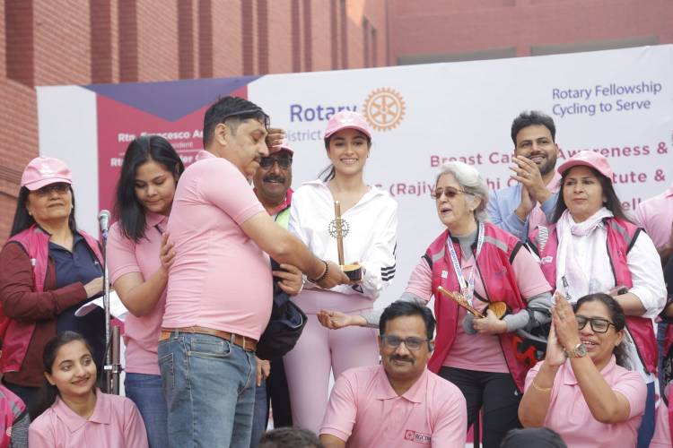 Gulabi Udaan' Cyclothon Successfully Unites Hundreds in Delhi to Champion Breast Cancer Awareness and Early Detection