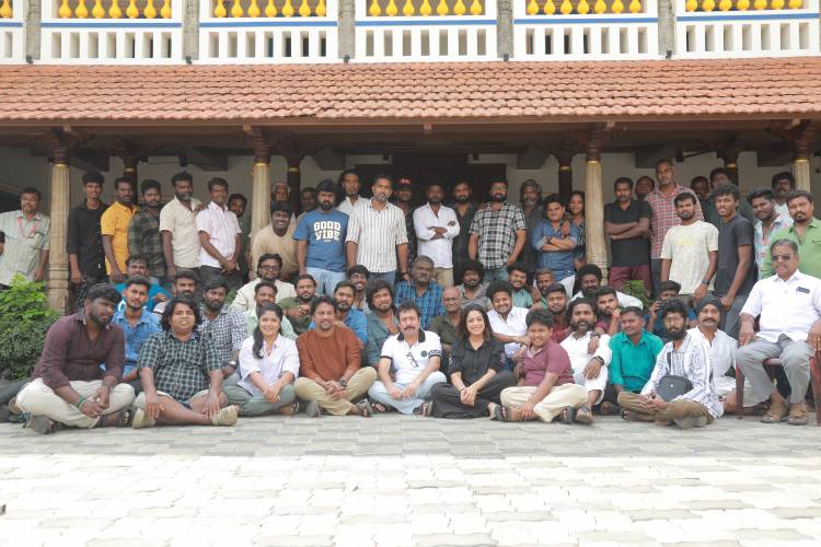 எம் எஸ் பாஸ்கர் - ஃப்ராங்க் ஸ்டார் ராகுல் நடிப்பில் தயாராகி வரும் ' கிராண்ட் பாதர் ' ( GRAND FATHER) பட படப்பிடிப்பு நிறைவடைந்தது !!