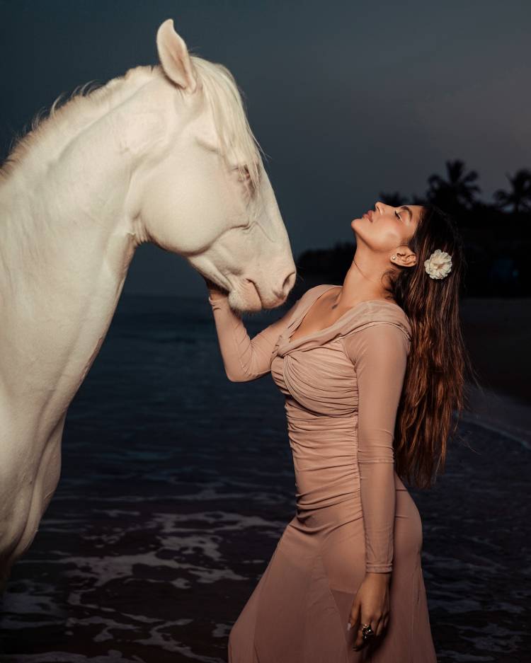 Yashika Aannand stills