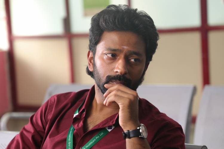 *பிராண்ட் பிளிட்ஸ் எண்டர்டெயின்மெண்ட் வழங்கும், இயக்குநர் பரத் மோகன் இயக்கத்தில், சாந்தனு பாக்யராஜின் ‘மெஜந்தா’ திரைப்பட டீசர் வெளியாகியுள்ளது!*