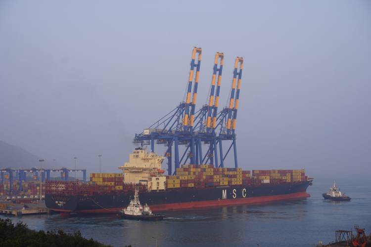 Adani Gangavaram Port Sets New Benchmark with Highest-Ever Single Transaction Handling of 3,400 TEUs