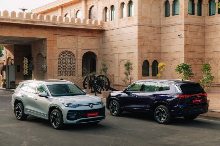 Volkswagen Tayron R-Line Pre-Bookings Open