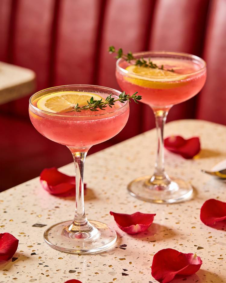 Love Takes the High Road This Valentine’s Day at Samasa Rooftop, Turyaa Chennai Because some love stories deserve a skyline.