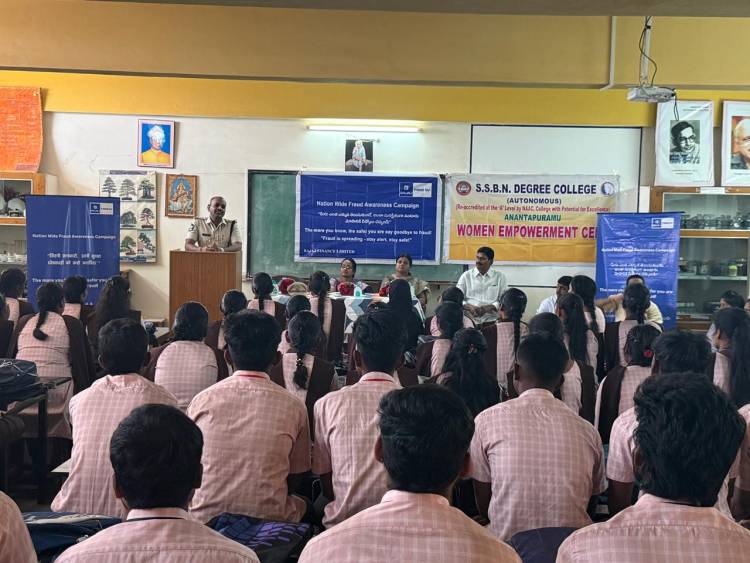 Bajaj Finance organizes Cyber Fraud awareness session for students in Anantapur