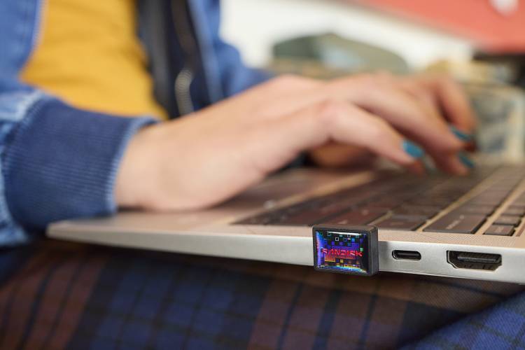 Sandisk Launches the World’s Smallest1 1TB USB-C Flash Drive with the SANDISK Extreme Fit Drive