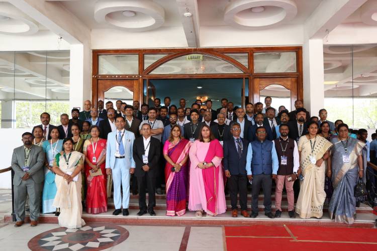 தொழில் மற்றும் கல்வி இணைப்பை வலுப்படுத்தும் வகையில் ‘Industry–Academia Leadership Roundtable 2026’ நிகழ்வை நடத்திய ஜேப்பியார் பல்கலைக்கழகம்!