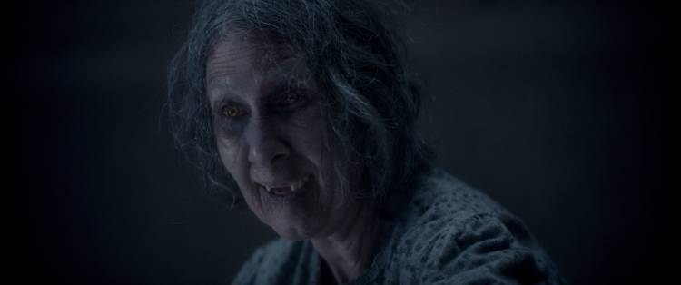 சோனி பிக்சர்ஸ் என்டர்டெயின்மென்ட் இந்தியா வழங்குகிறது  - EVIL DEAD BURN