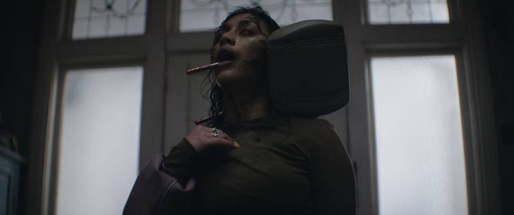 சோனி பிக்சர்ஸ் என்டர்டெயின்மென்ட் இந்தியா வழங்குகிறது  - EVIL DEAD BURN