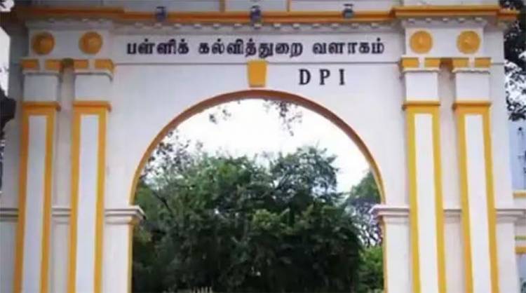 மாணவர்களின் ஆதார், சாதி விவரங்களை ஆன்லைனில் பதிவு செய்ய பள்ளிக் கல்வித்துறை உத்தரவு!