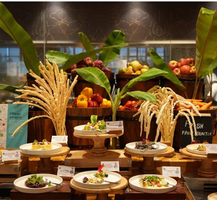    Onam Served Generously: Waterside at Feathers Hotel Invites to Feast
