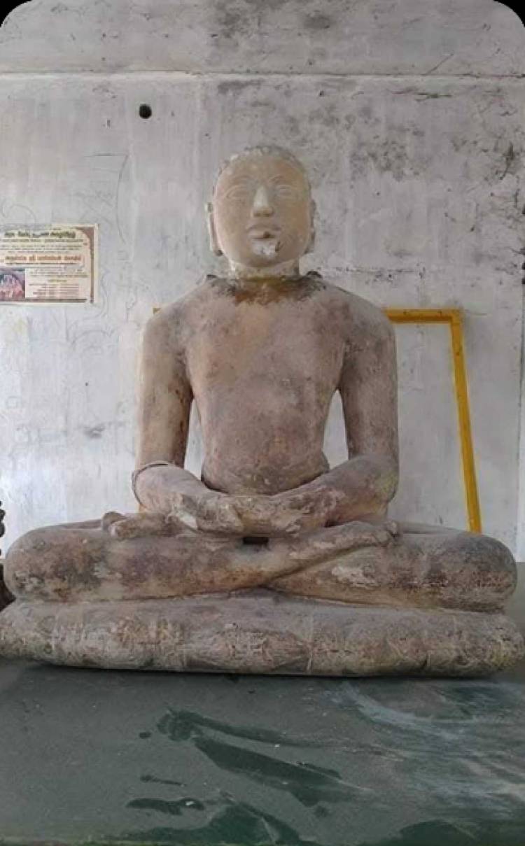 மண்ணில் புதைந்த வரலாறு மீட்பு: 12-ம் நூற்றாண்டு சமண கல்வெட்டு