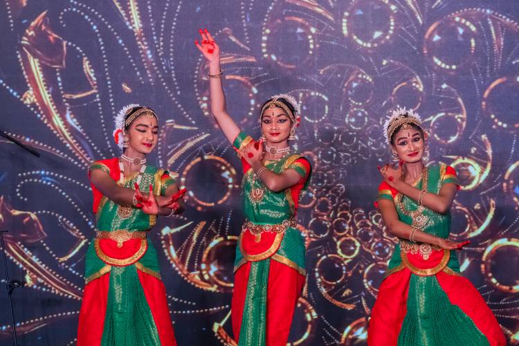 AU Small Finance Bank Presented ‘The Madras Affair’ at Taj Connemara, Chennai, with RMKV Wedding Silks as Showcase Partner